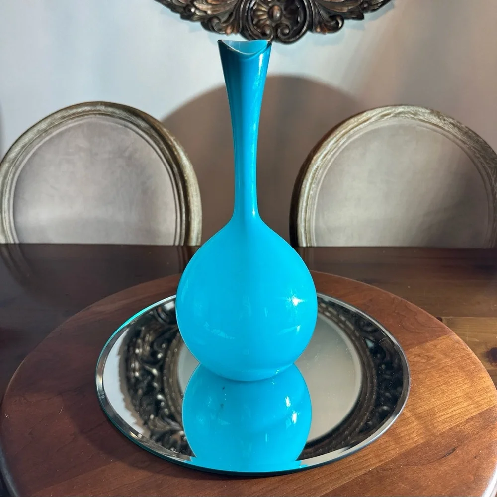Blue Gloss Decorative Teardrop Vase - Unbranded